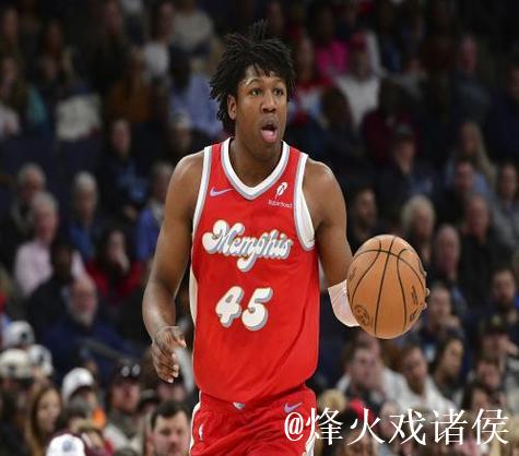 找回自己!杰克逊半场11投9中,得到21分2篮板2助攻1抢断2帽 找回自己!杰克逊半场11投9中,得到21分2篮板2助攻1抢断2帽